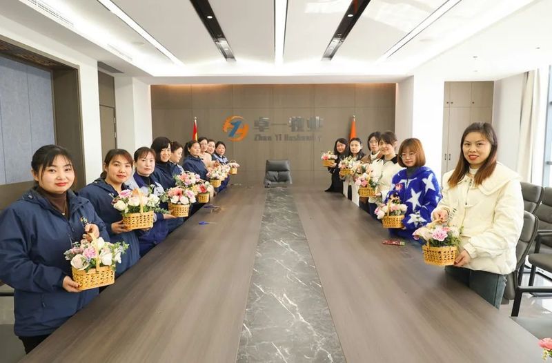 芳華不負(fù)春 柔肩擔(dān)重任 | 卓一牧業(yè)祝廣大女神節(jié)日快樂!